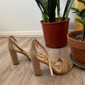 Sam Edelman yaro heel